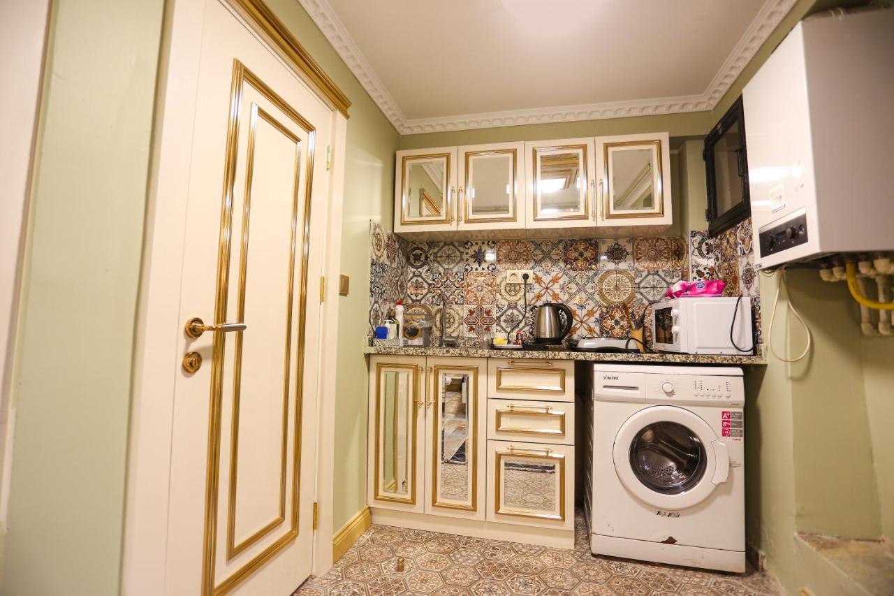 Whitemoon Hotel Suites Taksim Isztambul Kültér fotó