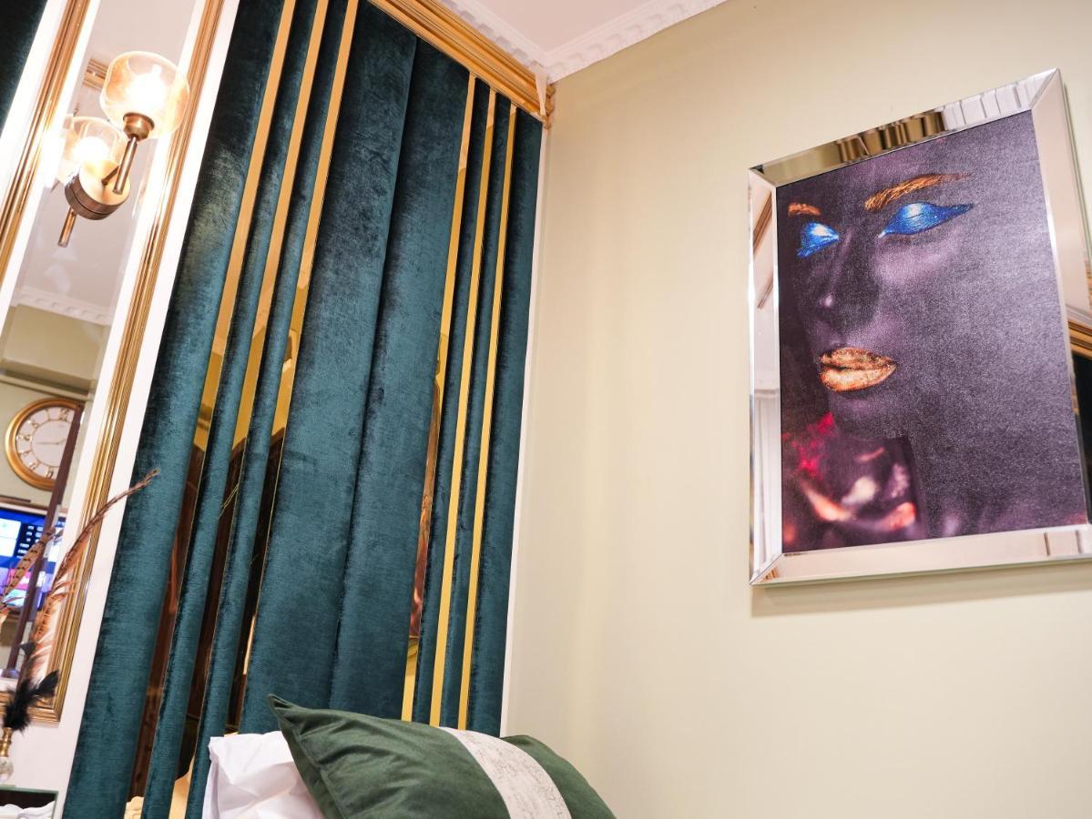 Whitemoon Hotel Suites Taksim Isztambul Kültér fotó