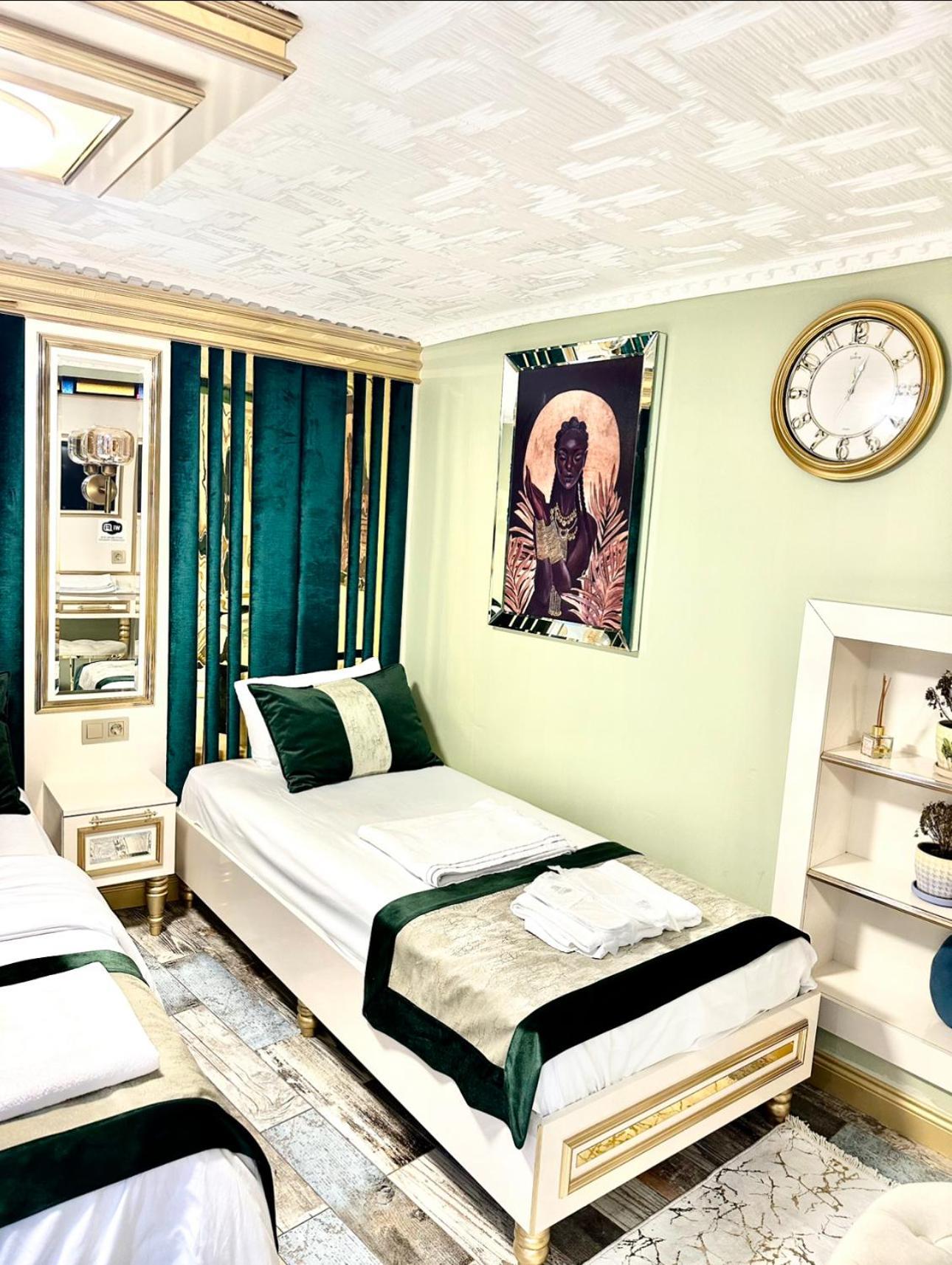 Whitemoon Hotel Suites Taksim Isztambul Kültér fotó